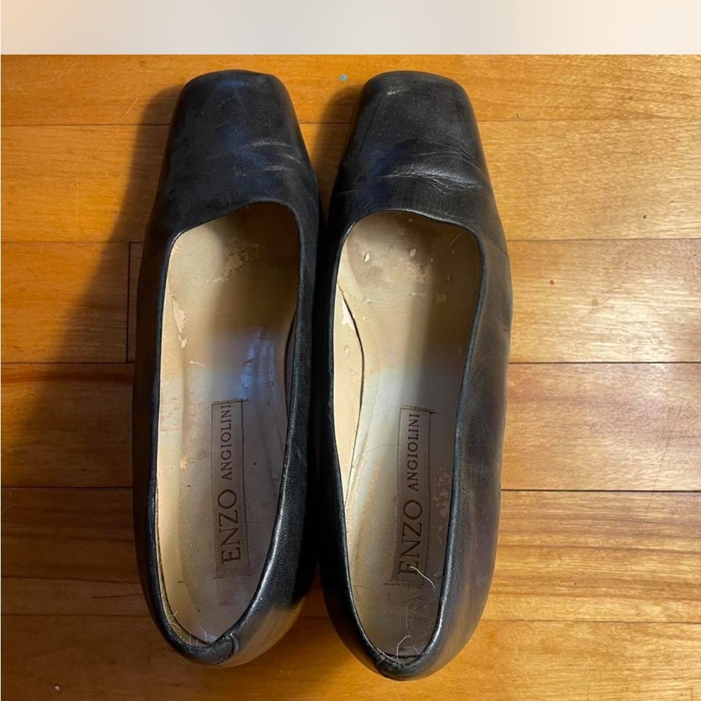 Enzo Angiolini Black Leather Flats